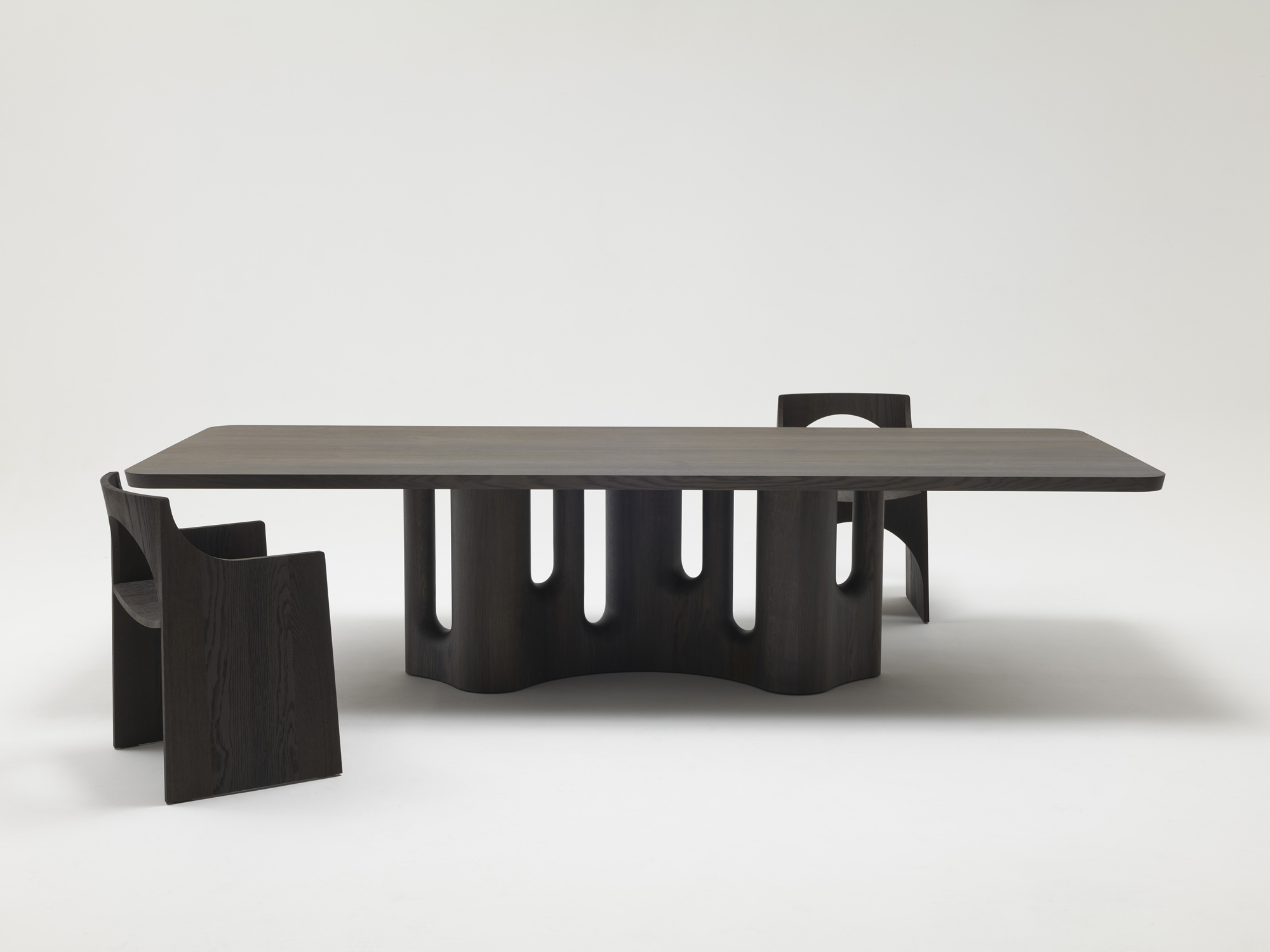 EN-Delcourt-Collection-CLE chair-NIN table